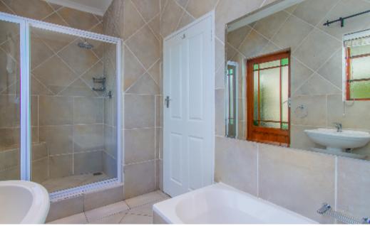3 Bedroom Property for Sale in Golden Acre Western Cape